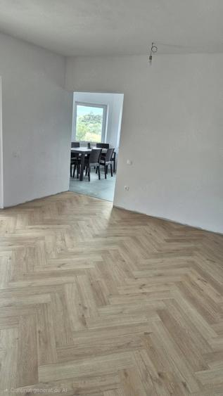 Casă cu Teren 900 Mp în Crișeni