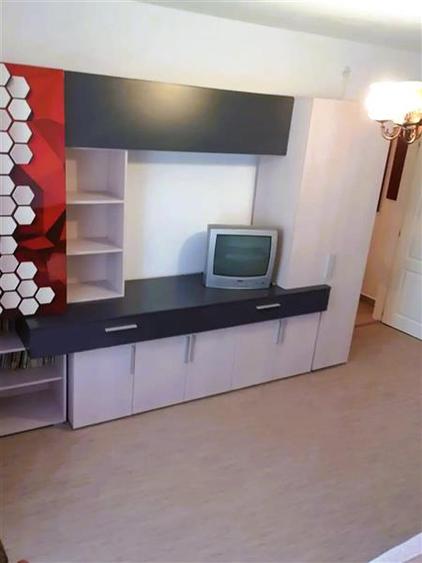 Apartament cu 2 camere decomandat, mobilat în Centrul Civic