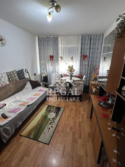 Apartament cu 2 camere decomandat, mobilat în Est
