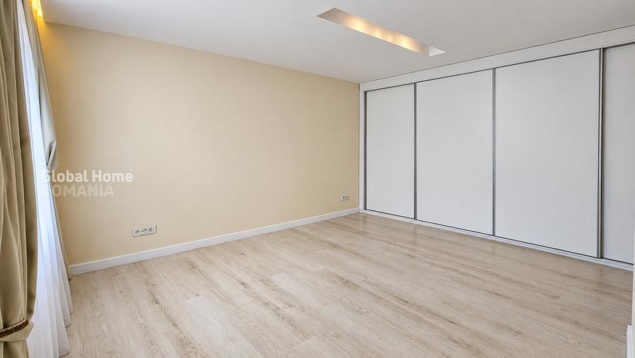 Duplex cu 7 camere cu Canalizare în Pipera