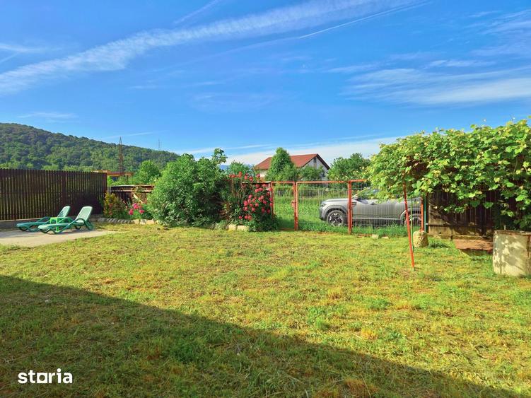 Casă cu 3 camere cu Teren 517 Mp în Bujoreni