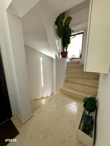 Apartament cu 2 camere decomandat în Calea București