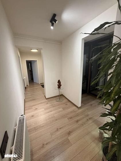 Apartament cu 3 camere în Libertății