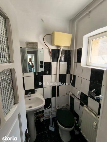 Apartament cu 3 camere decomandat, mobilat în Tineretului