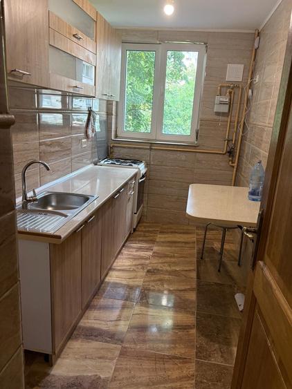 De vanzare apt. 3 camere parc. IOR - 3