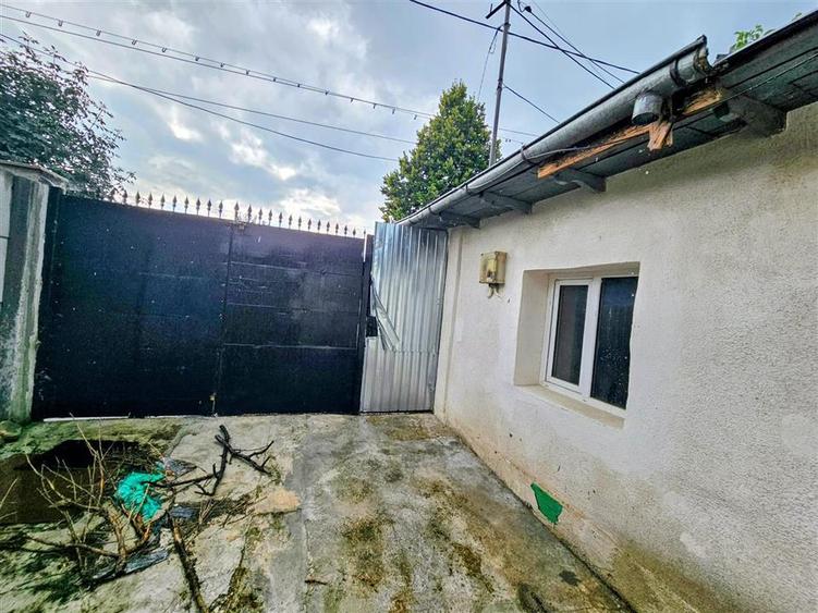 Casă cu 2 camere cu Canalizare în Brăilița