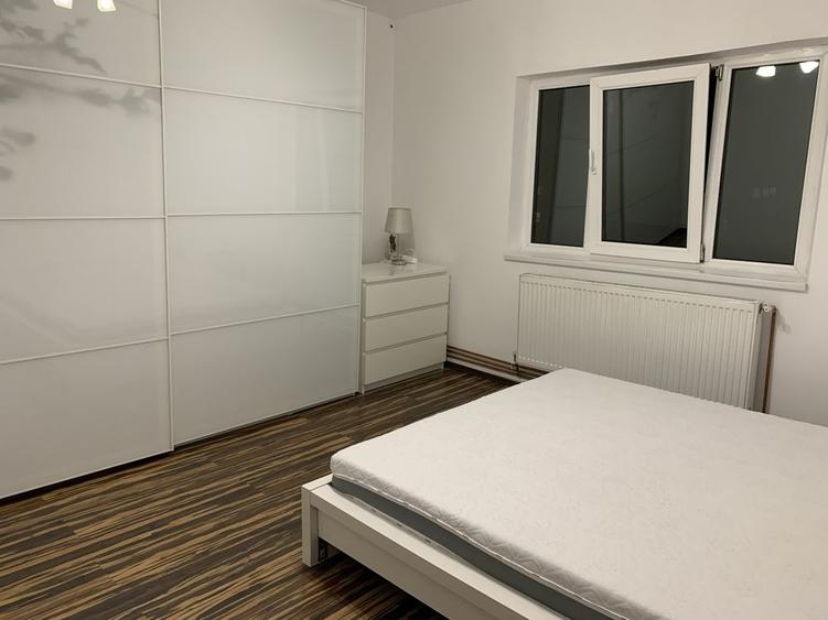 Apartament cu 2 camere decomandat în Brâncoveanu