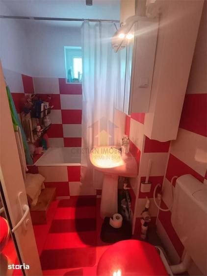 Apartament cu 3 camere decomandat, mobilat în Plantelor