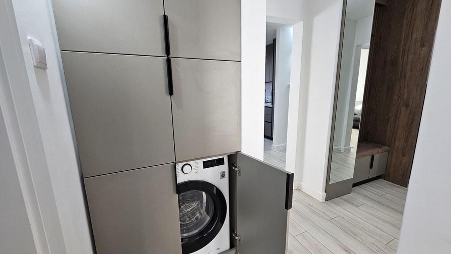 Apartament cu 4 camere decomandat, mobilat în Zorilor