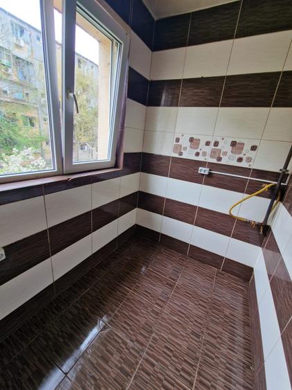 Garsonieră semidecomandată în Titan