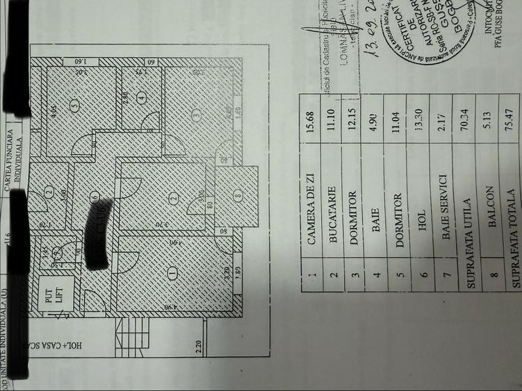 Apartament cu 3 camere decomandat în Exterior Vest