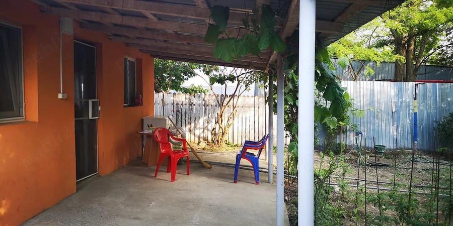 Casă cu 3 camere cu Teren 457 Mp în Central
