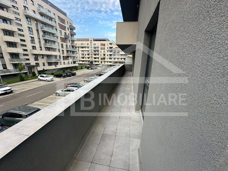Apartament cu 3 camere decomandat în Libertății