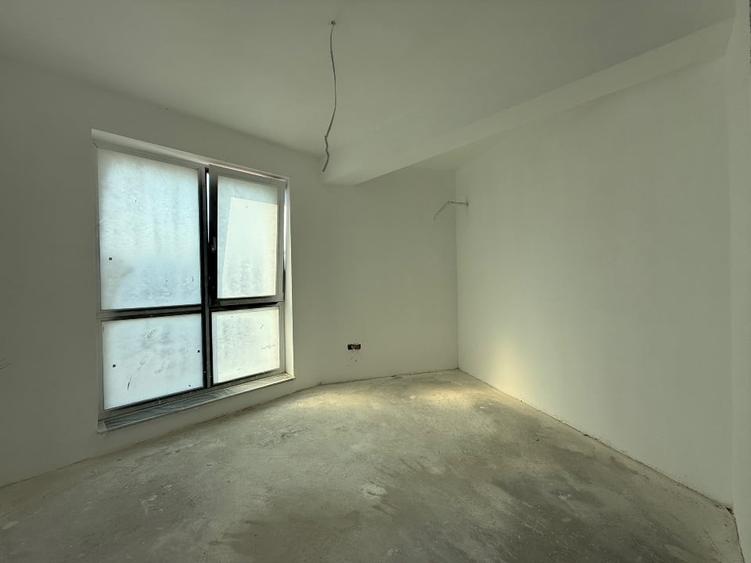 Apartament cu 3 camere decomandat în Moșilor