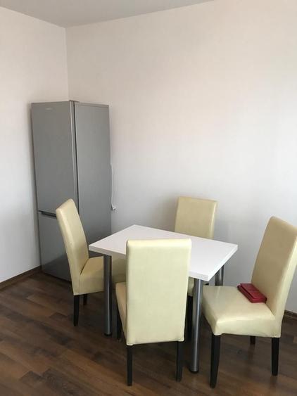 Apartament cu 2 camere decomandat în Petru Rareș