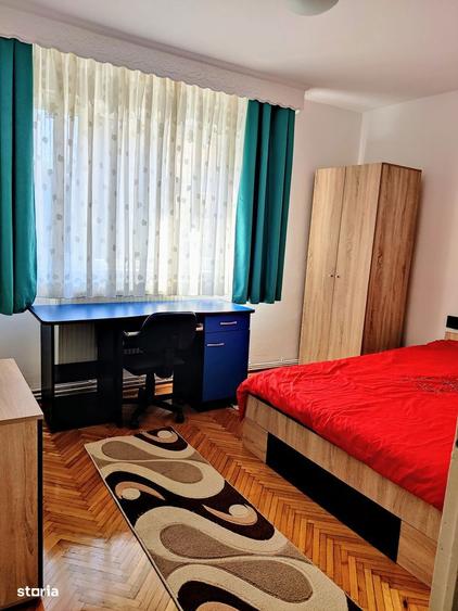 Persoana Fizica, Vand Apartament 2 camere, Etajul 2 din 4 - 5