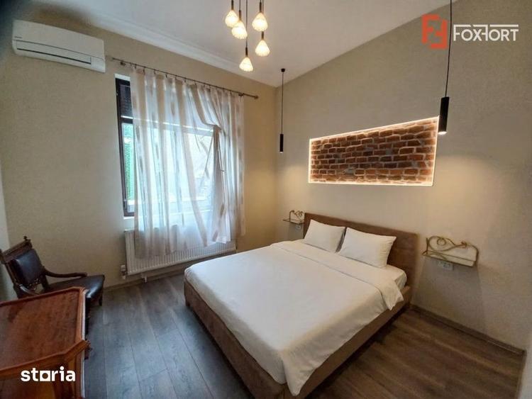 Casă cu 5 camere cu Teren 660 Mp în Lipovei