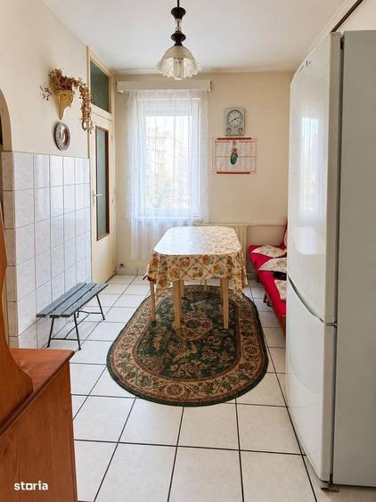 Apartament cu 3 camere în Pandurilor