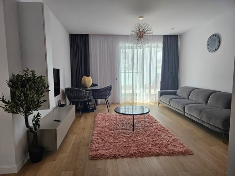 Apartament cu 2 camere semidecomandat, mobilat în Herăstrău