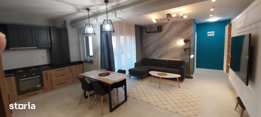 Apartament cu 3 camere decomandat în Brestei