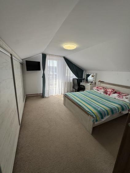 Casă individuală cu 5 camere cu Teren 470 Mp în Blejoi