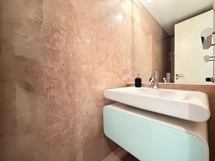 Apartament cu 2 camere semidecomandat în P-ța Dorobanți