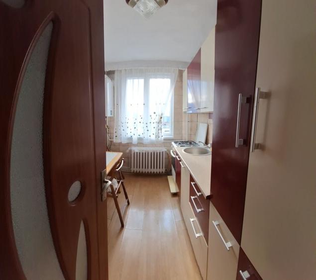 Inchiriez apartament 2 camere ultracentral Piatra Neamt - 2