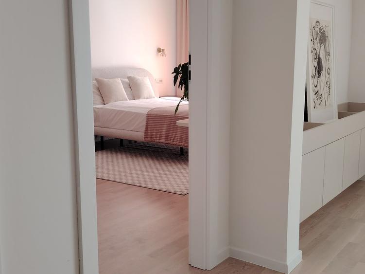 Apartament cu 2 camere decomandat în Băneasa