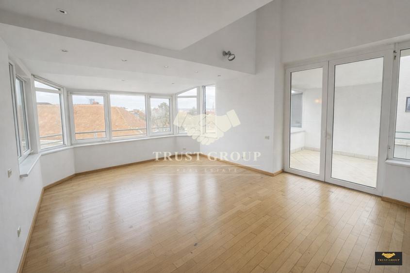 Apartament cu 3 camere decomandat în Clucerului