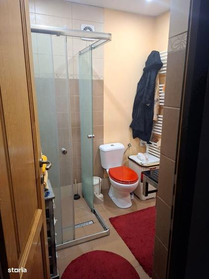 Casă cu 4 camere cu Teren 650 Mp în Vulcan