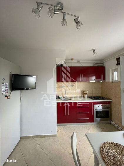 Apartament cu 2 camere, mobilat în Freidorf