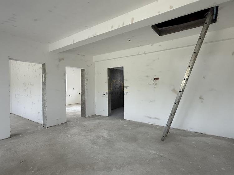 Casă individuală cu 4 camere cu Teren 340 Mp în Joița