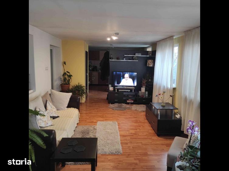 Casă cu 3 camere cu Teren 180 Mp în Calea București