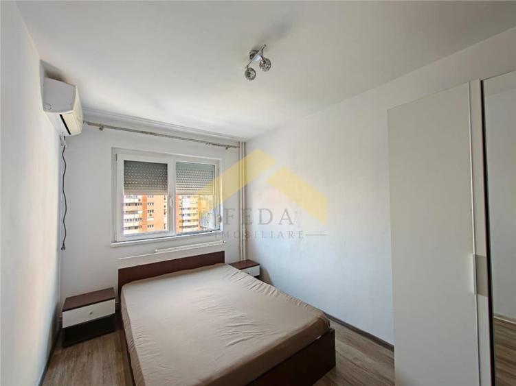 Apartament cu 3 camere decomandat în Aurel Vlaicu
