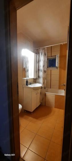 Apartament spatios cu 3 camere decomandate, fiecare cu balcon - 1