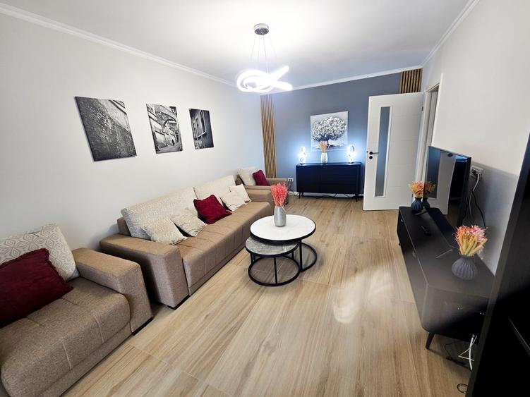 Apartament cu 2 camere decomandat, mobilat în Stadion