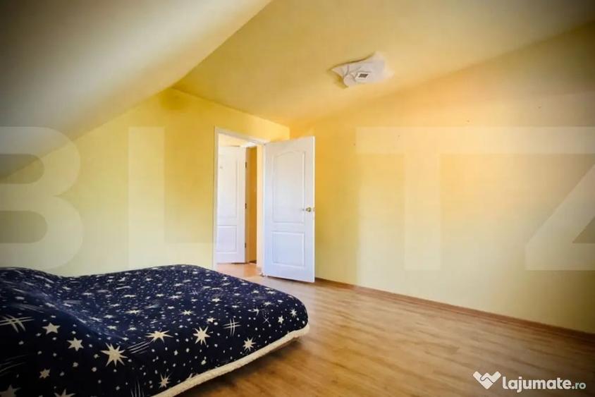Casă cu 5 camere cu Teren 890 Mp în Miniș