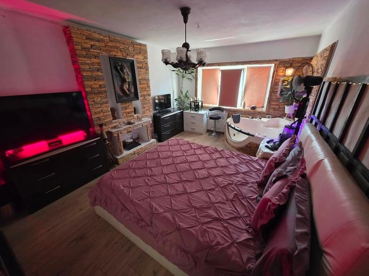 Apartament cu 2 camere decomandat în Km 4-5