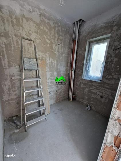 Casă cu 4 camere cu Teren 260 Mp în Șura Mică