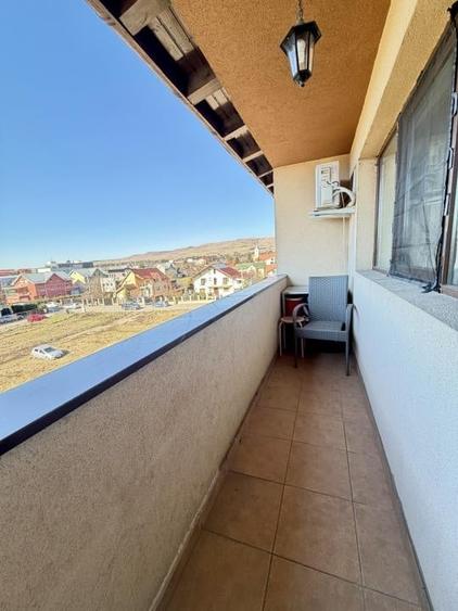Apartament cu 3 camere în Florești