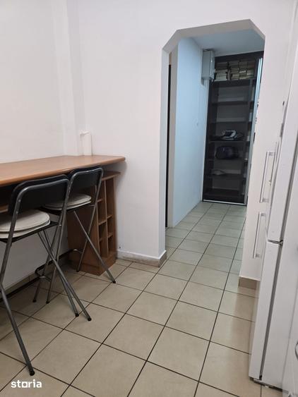 Apartament cu 2 camere semidecomandat în Tineretului