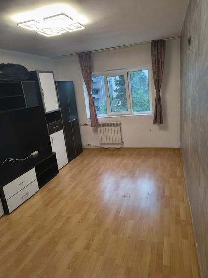 Apartament cu 2 camere decomandat în Burdujeni