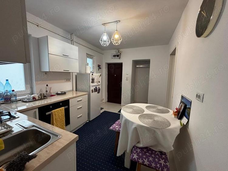 Apartament cu 2 camere decomandat în Traian
