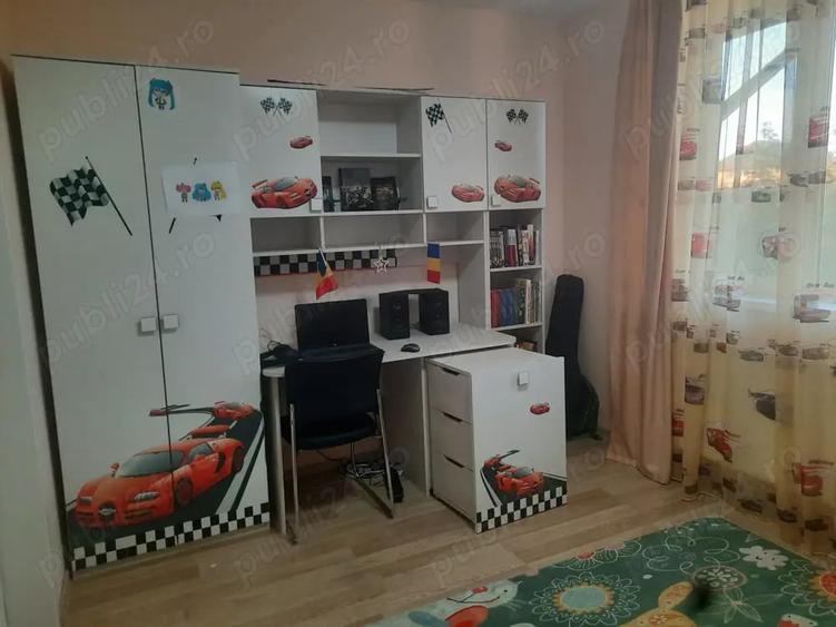 Casă cu 5 camere cu Teren 812 Mp în Central