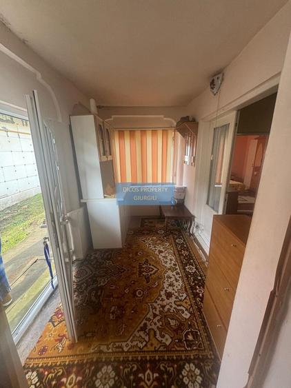 Casă individuală cu 3 camere cu Canalizare în Casa Cărții