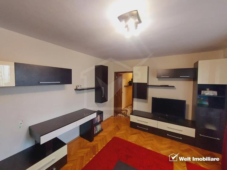 Apartament cu 3 camere semidecomandat, mobilat în Gheorgheni
