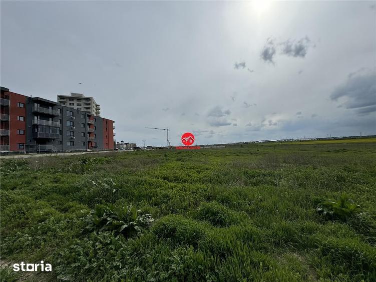 Teren de 2500 mp, în Boreal