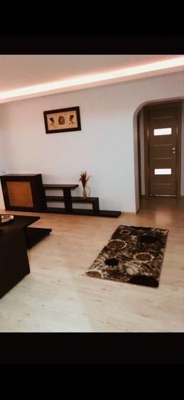 Apartament cu 2 camere nedecomandat în Tomis Nord