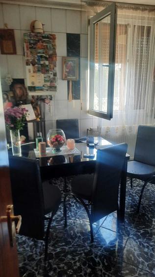Apartament cu 2 camere decomandat în Drumul Taberei