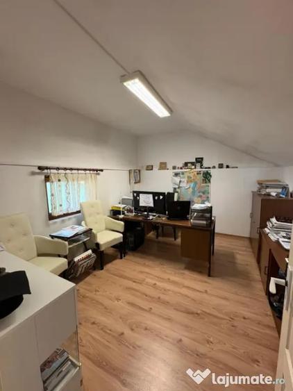 Casă cu 5 camere cu Teren 1600 Mp în Săcălășeni